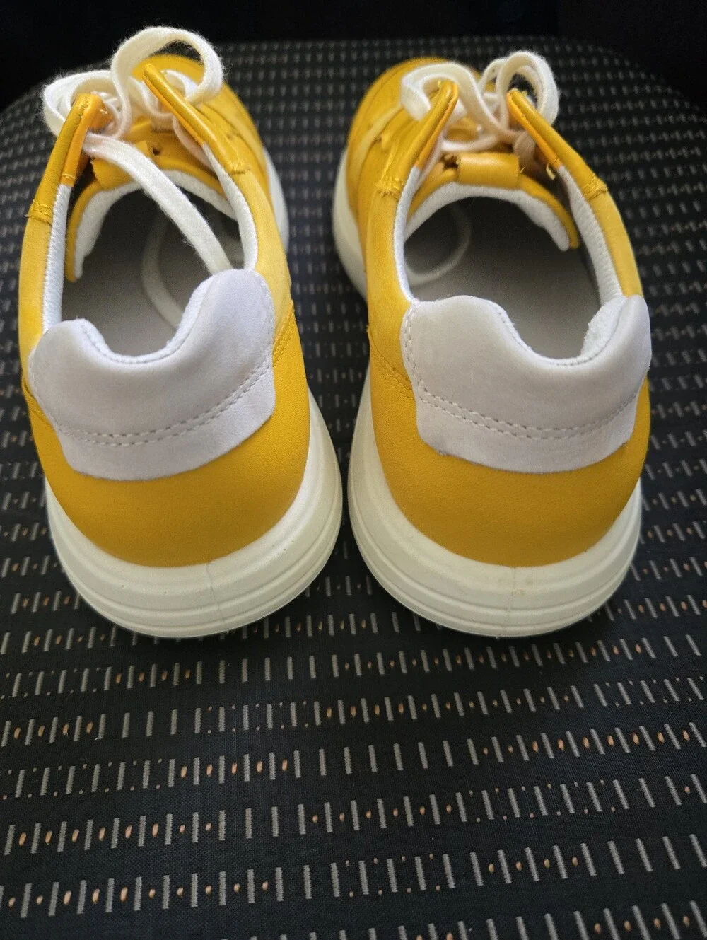Ecco Yellow Sneakers US8